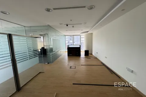 Birojs Business Bay, Dubaijā, AAE 102 m2 Nr. 661334 - attēls 6