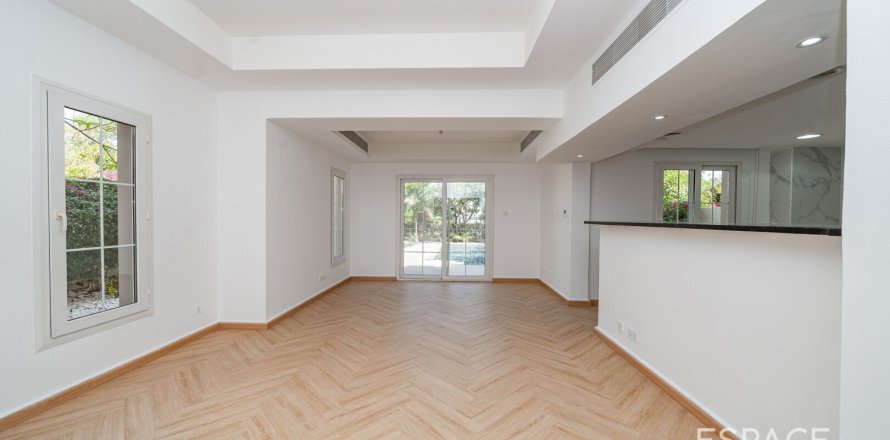 Villa The Springs, Dubaijā, AAE 3 istabas, 209 m2 Nr. 650297