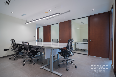 Birojs Jumeirah Lake Towers, Dubaijā, AAE 158 m2 Nr. 650295 - attēls 5