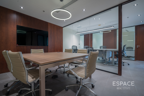 Birojs Jumeirah Lake Towers, Dubaijā, AAE 158 m2 Nr. 650295 - attēls 2