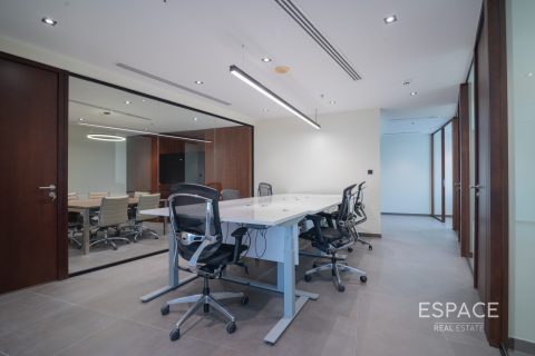Birojs Jumeirah Lake Towers, Dubaijā, AAE 158 m2 Nr. 650295 - attēls 4