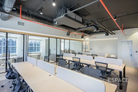 Zyrë në Jumeirah Lake Towers, Dubai, Emiratet e Bashkuara Arabe 157 m2. № 650294 - Foto 6