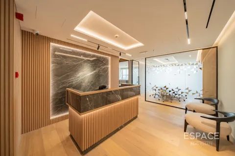 Escritório para arrendamento em Jumeirah Lake Towers, Dubai, EAU 157 m2 № 650294 - foto 1