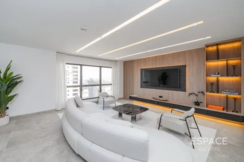 Jumeirah Beach Residence、Dubai、UAE にある倉庫の賃貸物件 122 m2、No650296 - 写真 3