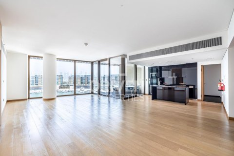 Lakás itt: Jumeirah, Dubai, EAE, 3 hálószoba, 242.57 m², azonosító: 767025