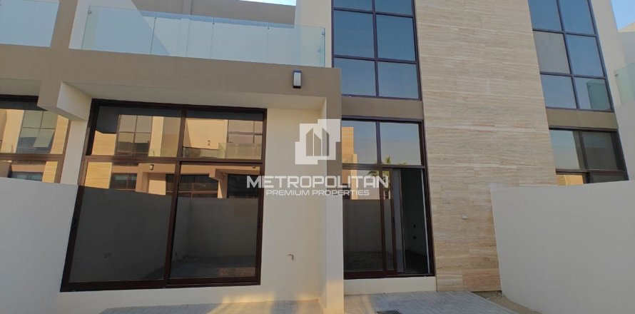 Townhouse in Mohammed Bin Rashid City, Dubai, UAE 3 bedrooms, 258 sq.m. № 592649