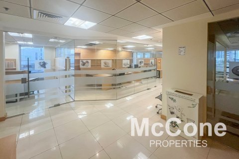 Снять в аренду офис в Джумейра Лейк Тауэрс, Дубай, ОАЭ 830.65м2, № 586899 - фото 15