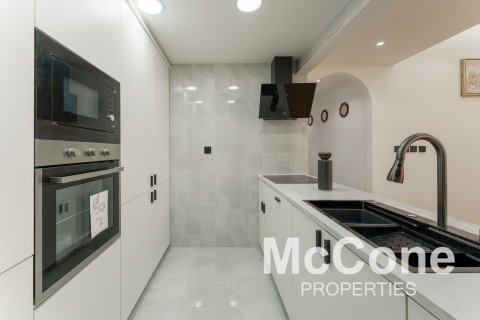 Jumeirah Beach Residence, Dubai, UAE의 판매용 아파트 침실 2개, 115.48제곱미터 번호 586894 - 사진 5
