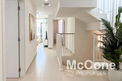 Řadový dům v Dubai, SAE 4 ložnice, 307.04 m² Č.: 586897 - fotografie 10
