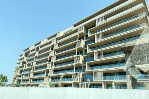 Apartment in Palm Jumeirah, Dubai, UAE 3 bedrooms, 315 sq.m. № 647366 - photo 1
