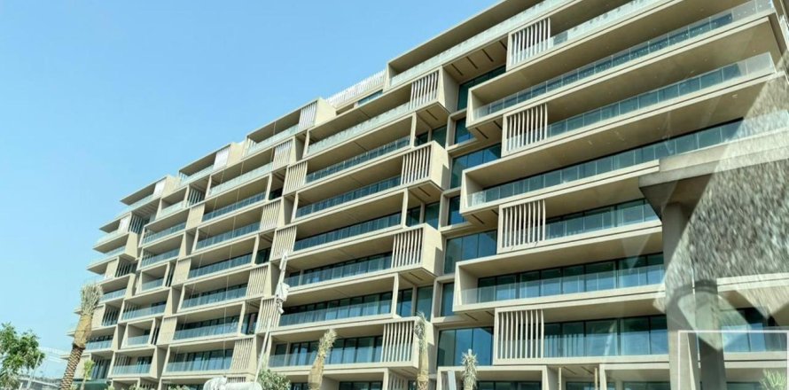 Apartment in Palm Jumeirah, Dubai, UAE 3 bedrooms, 315 sq.m. № 647366