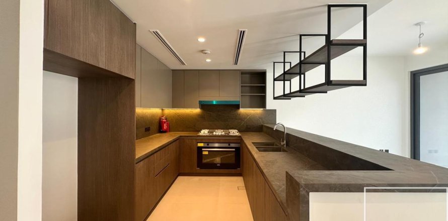 Maison de ville à Tilal Al Ghaf, Dubai, EAU: 3 chambres, 202 m2 № 647365