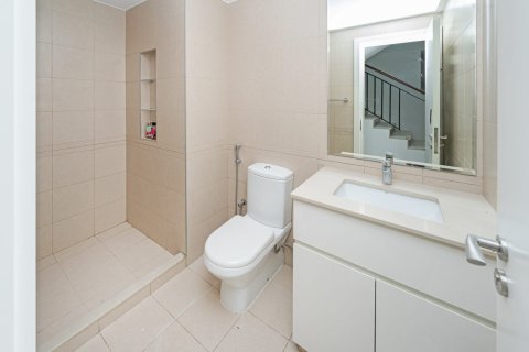 Radhus i Town Square, Dubai, UAE 4 sovrum, 196 kvm Nr. 693508