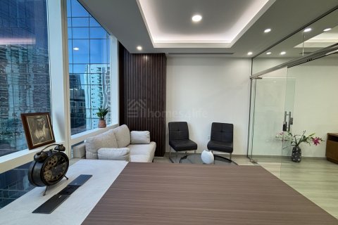 Business Bay, Dubai, UAE의 임대용 사무실 41제곱미터 번호 693509 - 사진 12