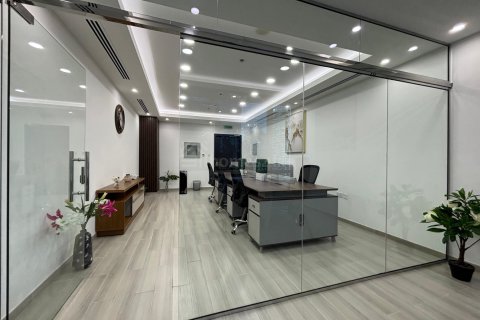 Business Bay, Dubai, UAE의 임대용 사무실 41제곱미터 번호 693509 - 사진 5