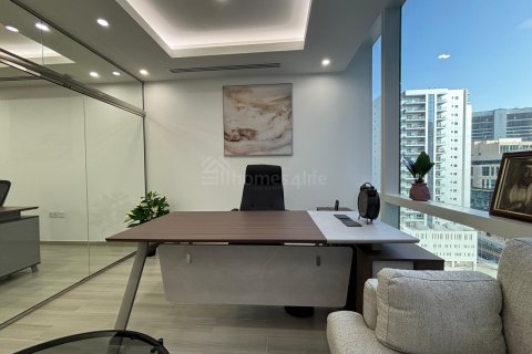 Business Bay, Dubai, UAE의 임대용 사무실 41제곱미터 번호 693509 - 사진 4