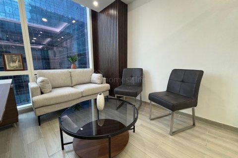 Business Bay, Dubai, UAE의 임대용 사무실 41제곱미터 번호 693509 - 사진 1