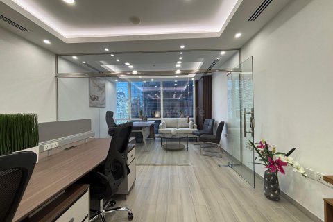 Business Bay, Dubai, UAE의 임대용 사무실 41제곱미터 번호 693509 - 사진 6