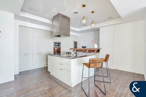 Apartemen di Jumeirah Lake Towers, Dubai, UEA 5 kamar tidur, 479 m2 nomor 667583 - foto 26