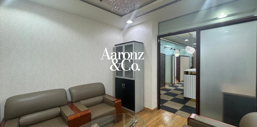 Kantoor in Business Bay, Dubai, VAE 89 vr.m. nr 691990