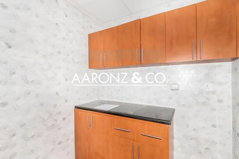 Bureau à louer à Jumeirah Lake Towers, Dubai, EAU 97 m2 № 691992 - photo 7