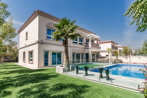Villa in Jumeirah Village Triangle, Dubai, UAE 5 bedrooms, 662.71 sq.m. № 750158