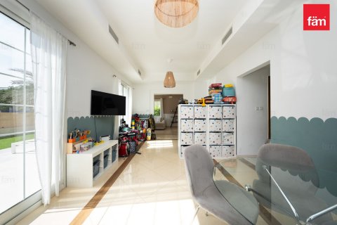 Vila di Dubai, UAE 3 bilik tidur, 547.1 meter persegi № 721838 - foto 8