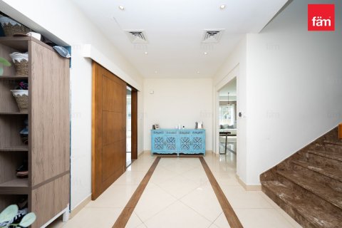 Vila di Dubai, UAE 3 bilik tidur, 547.1 meter persegi № 721838 - foto 3
