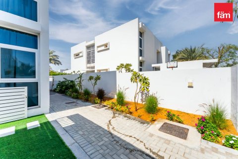 Villa en venta en Dubai, EAU 4 dormitorios, 322.9 m2 № 696941 - foto 6