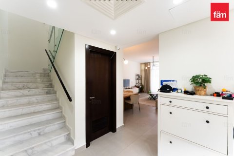 Villa en venta en Dubai, EAU 4 dormitorios, 322.9 m2 № 696941 - foto 23