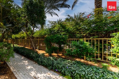 Villa en venta en Dubai, EAU 4 dormitorios, 322.9 m2 № 696941 - foto 21