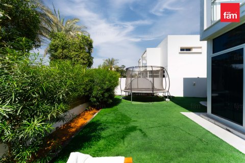 Villa en venta en Dubai, EAU 4 dormitorios, 322.9 m2 № 696941 - foto 25