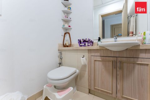 Villa til salg i Dubai, UAE 2 soveværelser, 172.8 kvm № 696940 - foto 25