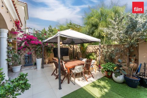 Βίλα σε Dubai, ΗΑΕ 2 υπνοδωμάτια, 172.8 τ.μ. Αρ. 696940 - φωτογραφία 3