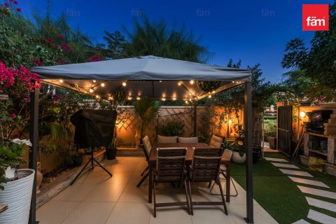 Βίλα σε Dubai, ΗΑΕ 2 υπνοδωμάτια, 172.8 τ.μ. Αρ. 696940 - φωτογραφία 17