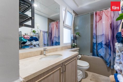 Villa til salg i Dubai, UAE 2 soveværelser, 172.8 kvm № 696940 - foto 23