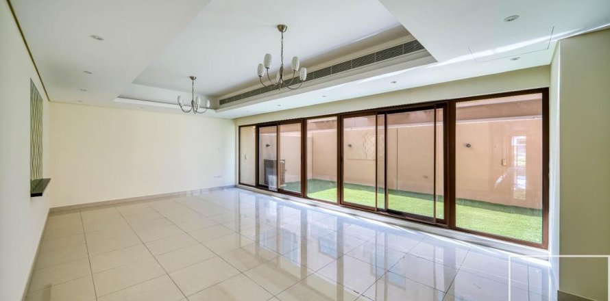 Radhus i Meydan, Dubai, UAE 4 sovrum, 218.04 kvm Nr. 755235