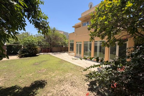 ویلا برای اجاره در Arabian Ranches، Dubai، امارات متحده عربی 4 خوابه ، 328.72 متر مربع ، شماره 750521 - تصویر 2