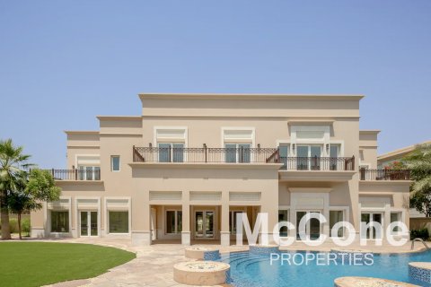 Villa in Emirates Hills, Dubai, UAE 5 bedrooms, 3142.63 sq.m. № 587130 - photo 3