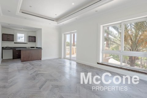 Villa in Emirates Hills, Dubai, UAE 5 bedrooms, 3142.63 sq.m. № 587130 - photo 24