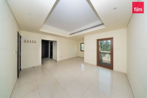 Al Furjan, Dubai, UAE의 판매용 빌라 침실 5개, 600제곱미터 번호 758393 - 사진 14