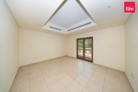 Al Furjan, Dubai, UAE의 판매용 빌라 침실 5개, 600제곱미터 번호 758393 - 사진 12