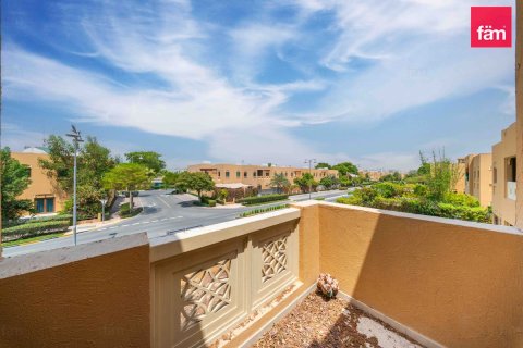 Al Furjan, Dubai, UAE의 판매용 빌라 침실 5개, 600제곱미터 번호 758393 - 사진 17