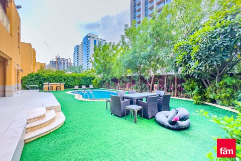 Vilë në Al Furjan, Dubai, Emiratet e Bashkuara Arabe 5 dhoma gjumi, 600 m2. № 758393 - Foto 9