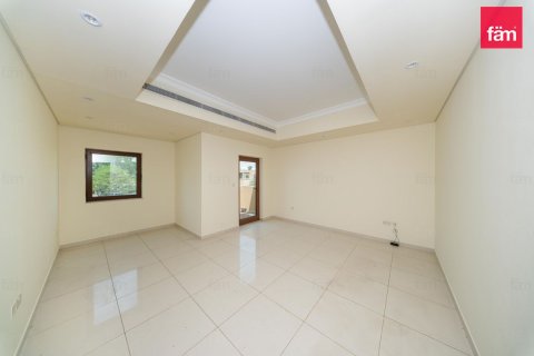 Al Furjan, Dubai, UAE의 판매용 빌라 침실 5개, 600제곱미터 번호 758393 - 사진 15
