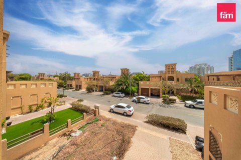 Al Furjan, Dubai, UAE의 판매용 빌라 침실 5개, 600제곱미터 번호 758393 - 사진 3