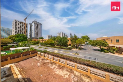 Al Furjan, Dubai, UAE의 판매용 빌라 침실 5개, 600제곱미터 번호 758393 - 사진 30