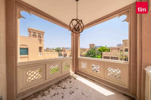 Al Furjan, Dubai, UAE의 판매용 빌라 침실 5개, 600제곱미터 번호 758393 - 사진 10