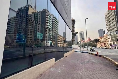Magazin de închiriat în Dubai, EAU 81.2 mp.  №758392 - poză 7