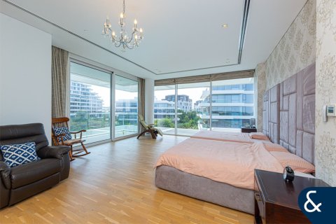 Apartment in Al Barari, Dubai, UAE 4 bedrooms, 639 sq.m. № 667184 - photo 4